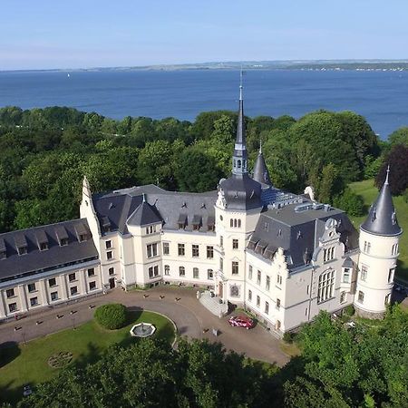 Schlosshotel Ralswiek Buitenkant foto