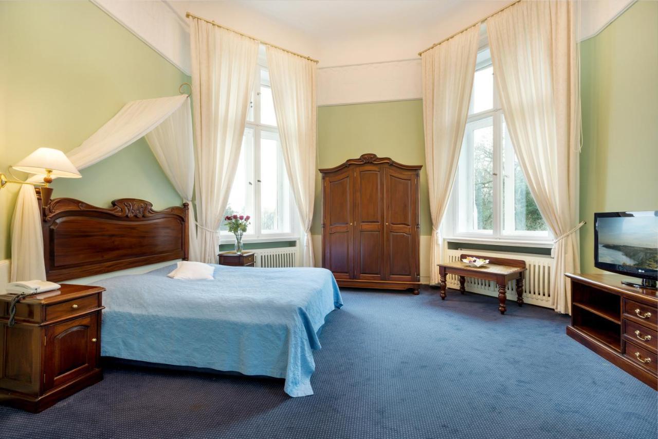 Schlosshotel Ralswiek Buitenkant foto
