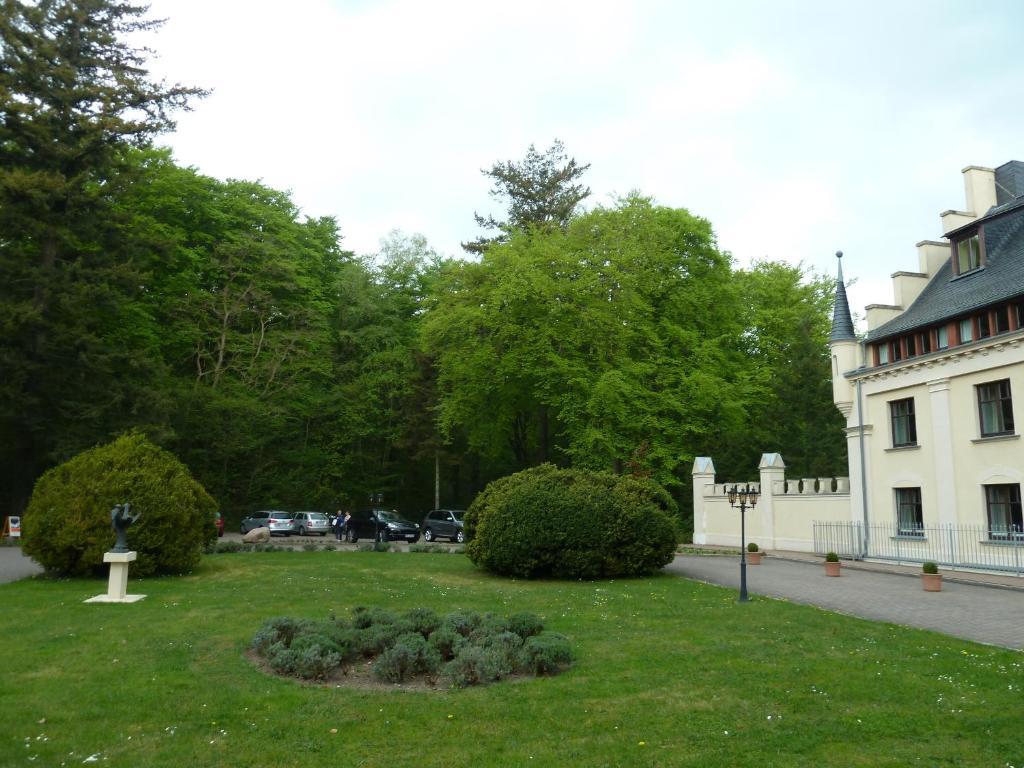 Schlosshotel Ralswiek Buitenkant foto